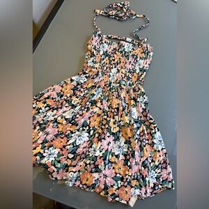 Strappy halter peek a boo back multicolour floral print mini Dress size Small